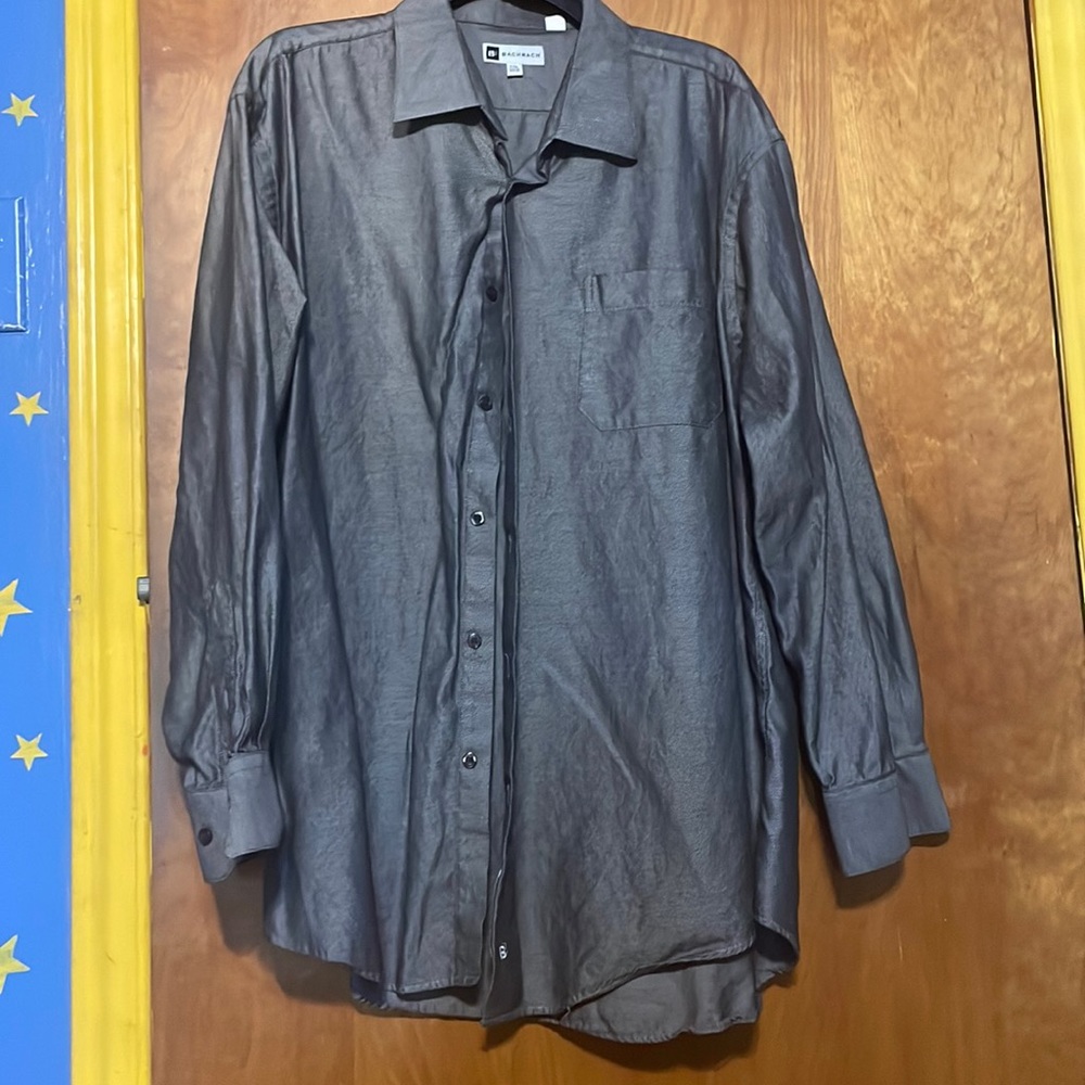 Bachrach Men’s 17 1/2, 34/35 Black and white striped shirt